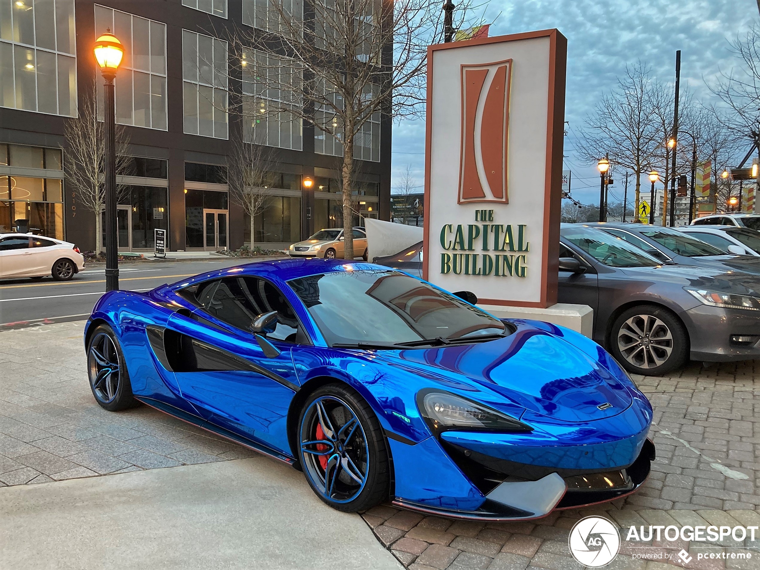 McLaren 570S