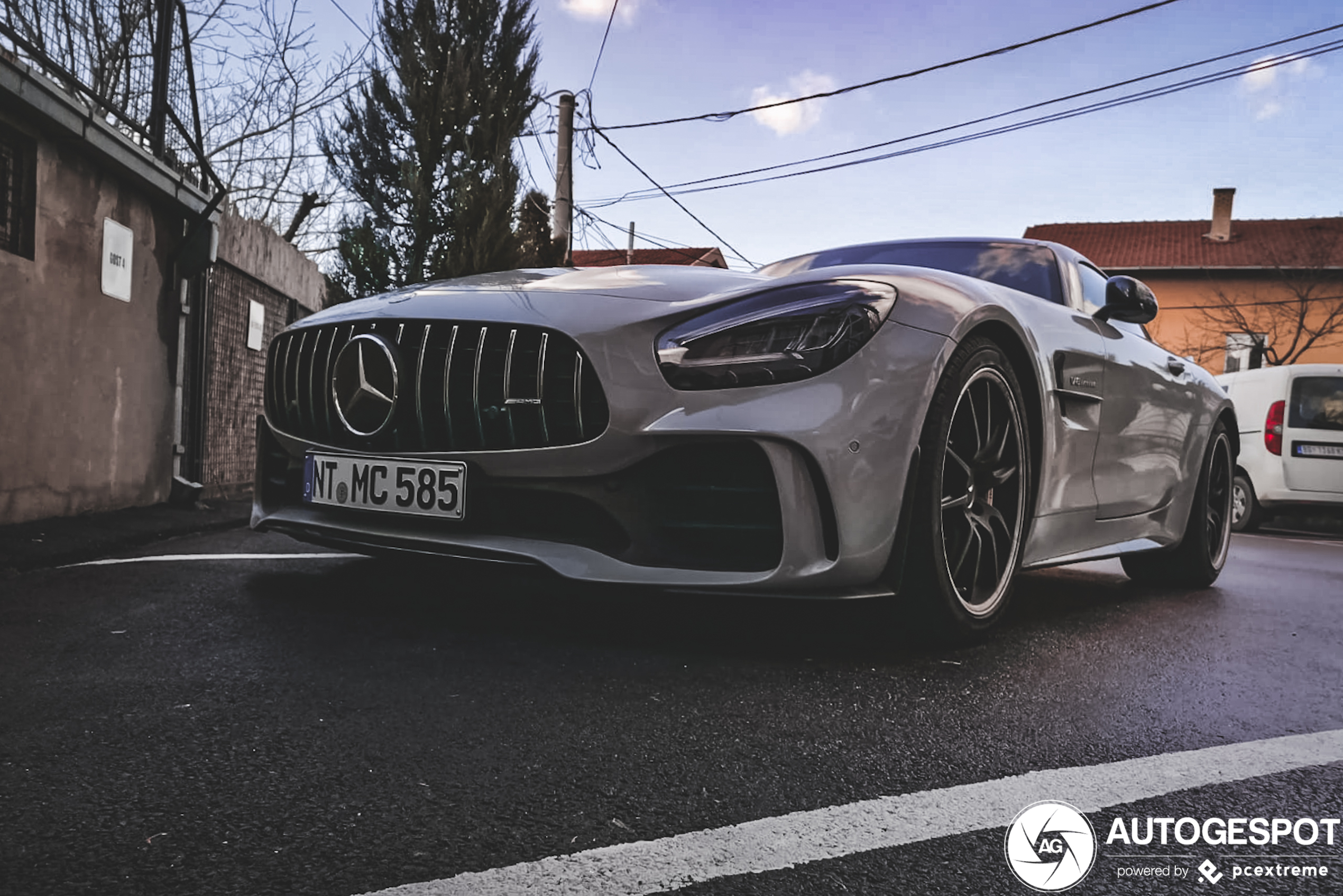 Mercedes-AMG GT R C190 2019