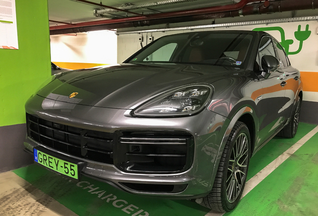 Porsche Cayenne Coupé Turbo S E-Hybrid