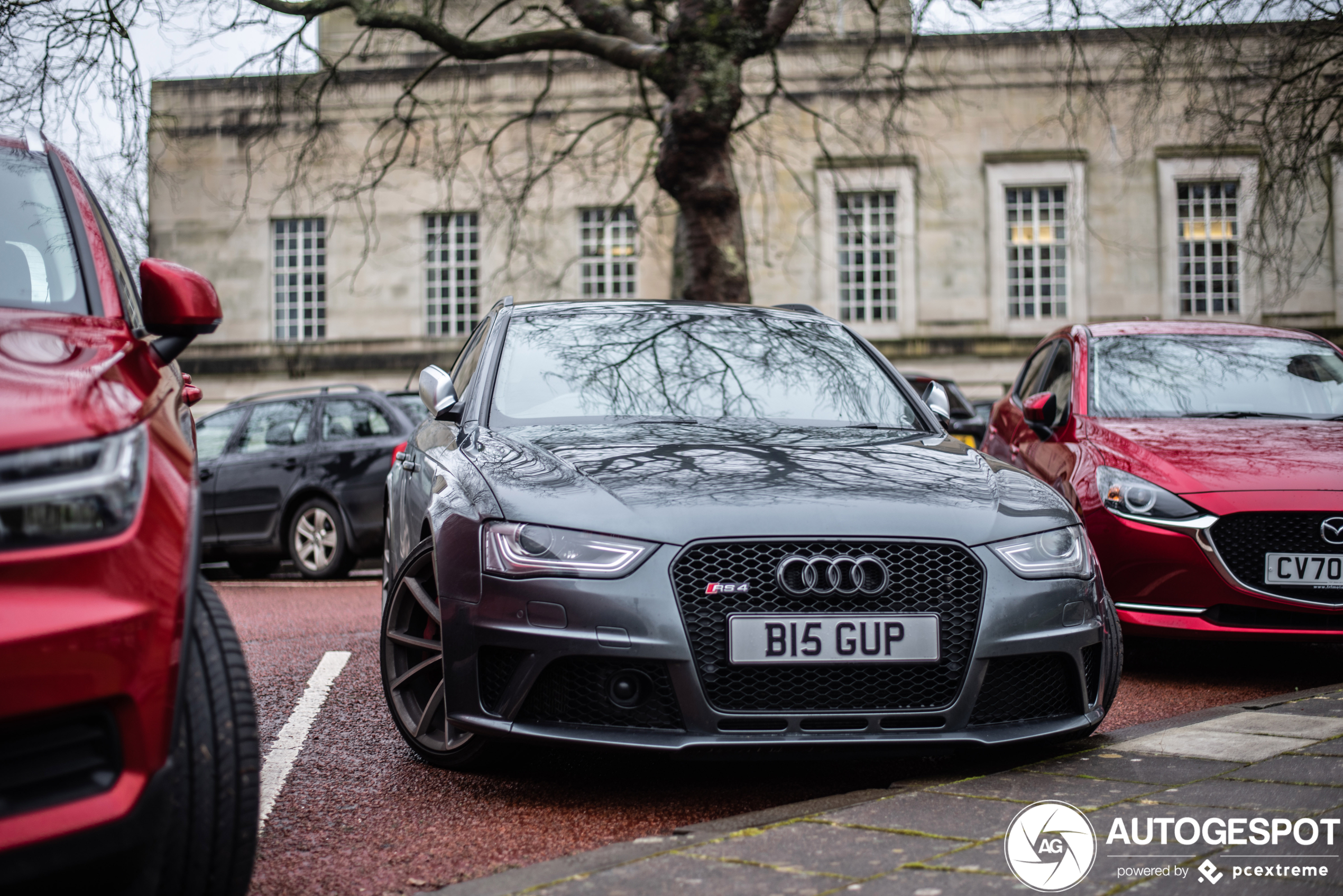 Audi RS4 Avant B8