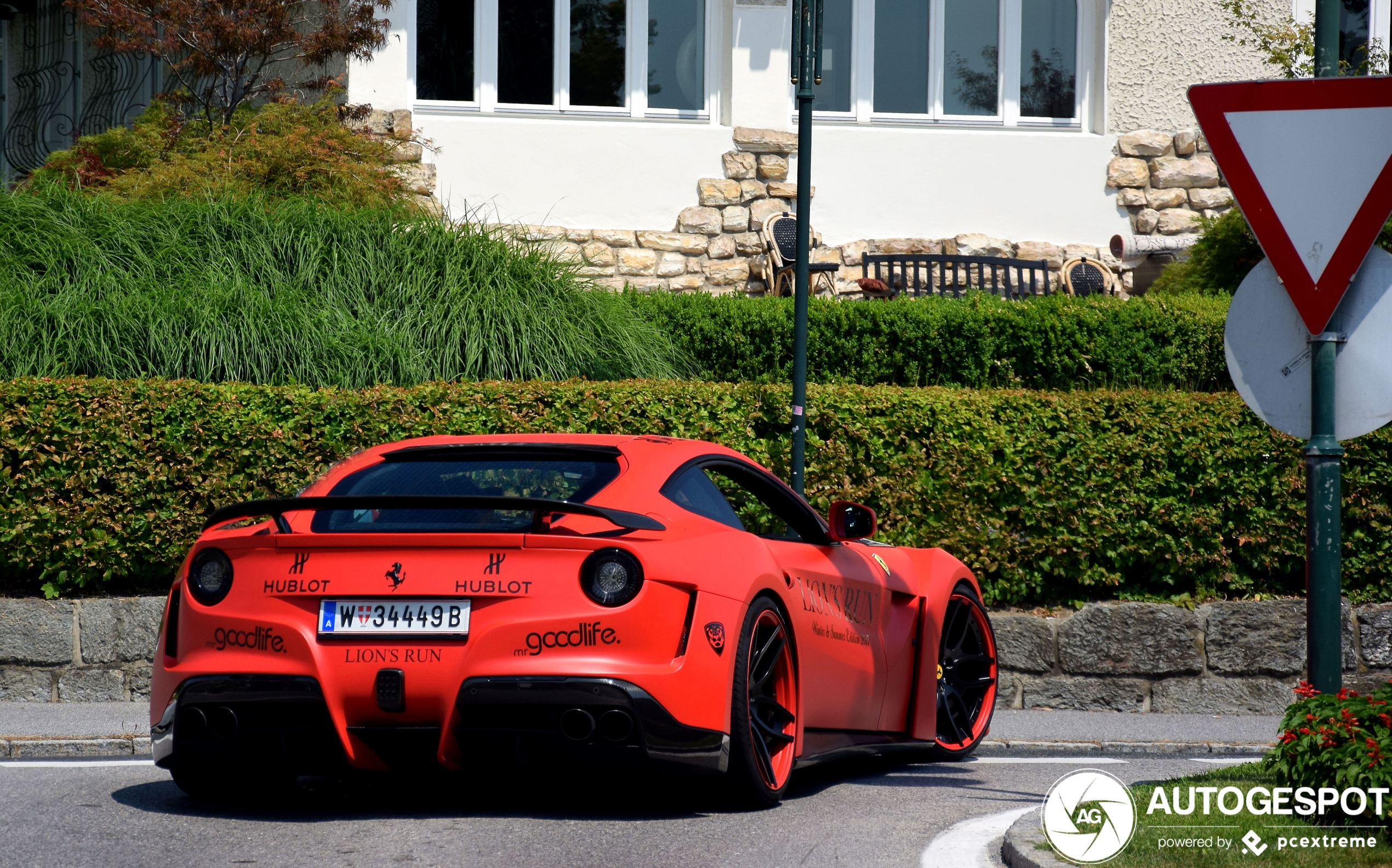 Ferrari Novitec Rosso F12 N-Largo