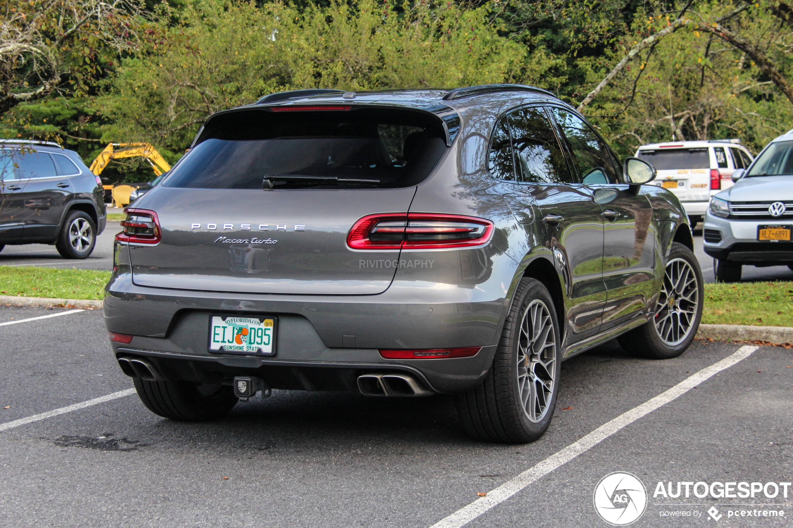 Porsche 95B Macan Turbo