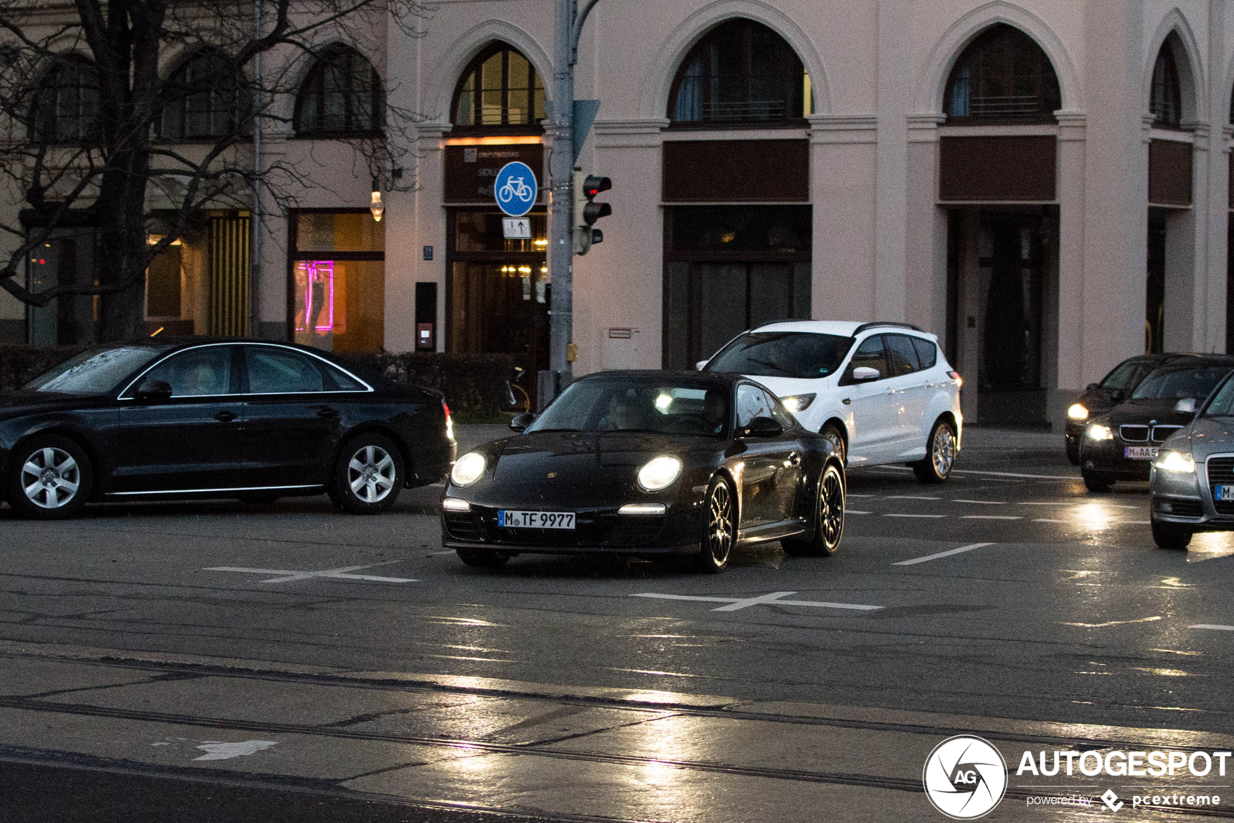 Porsche 997 Carrera GTS