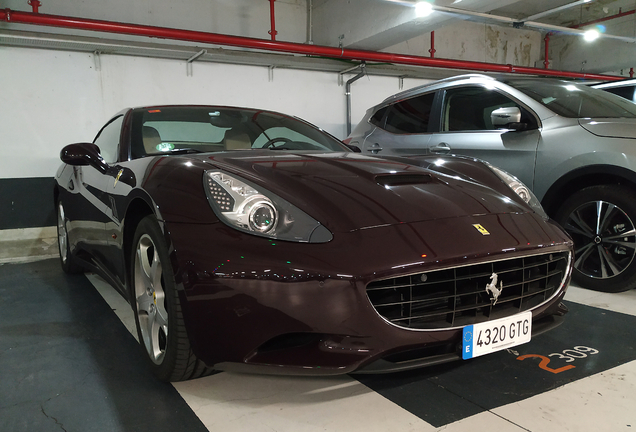 Ferrari California