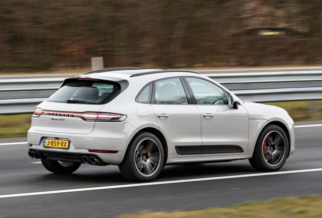 Porsche 95B Macan GTS MkII