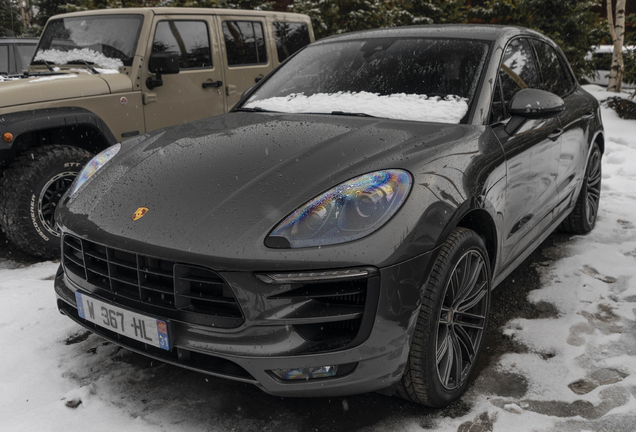 Porsche 95B Macan Turbo