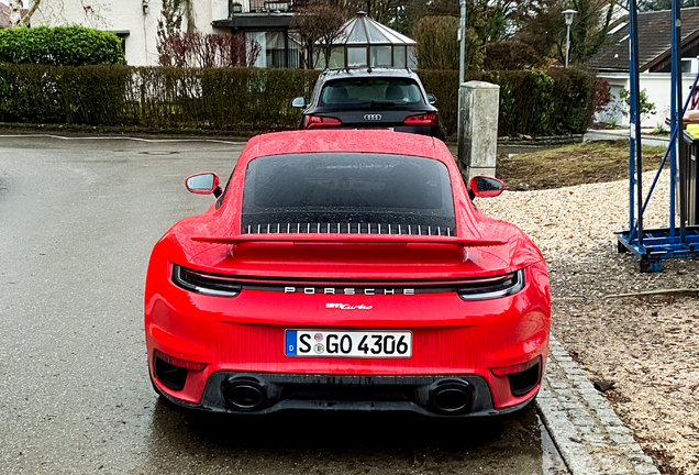 Porsche 992 Turbo