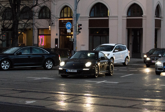 Porsche 997 Carrera GTS