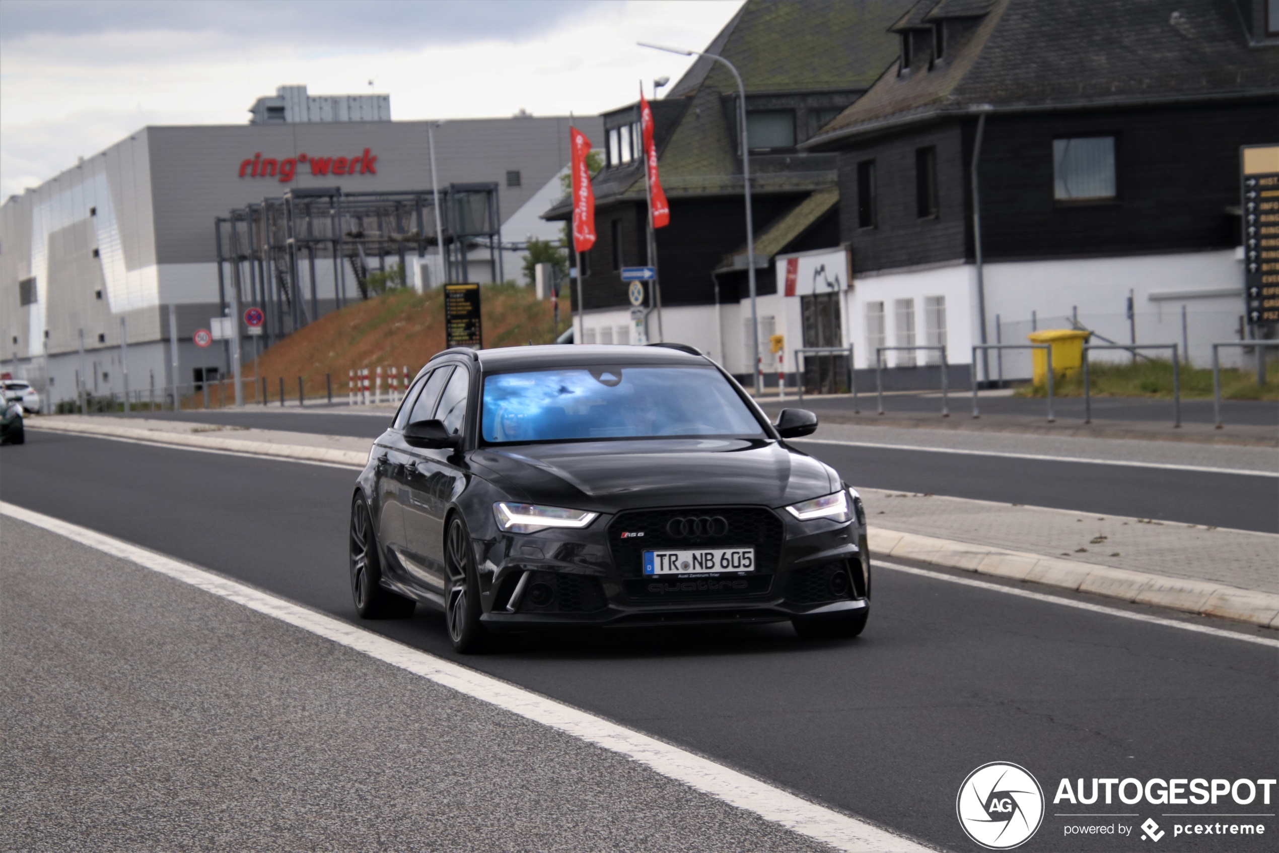 Audi RS6 Avant C7 2015