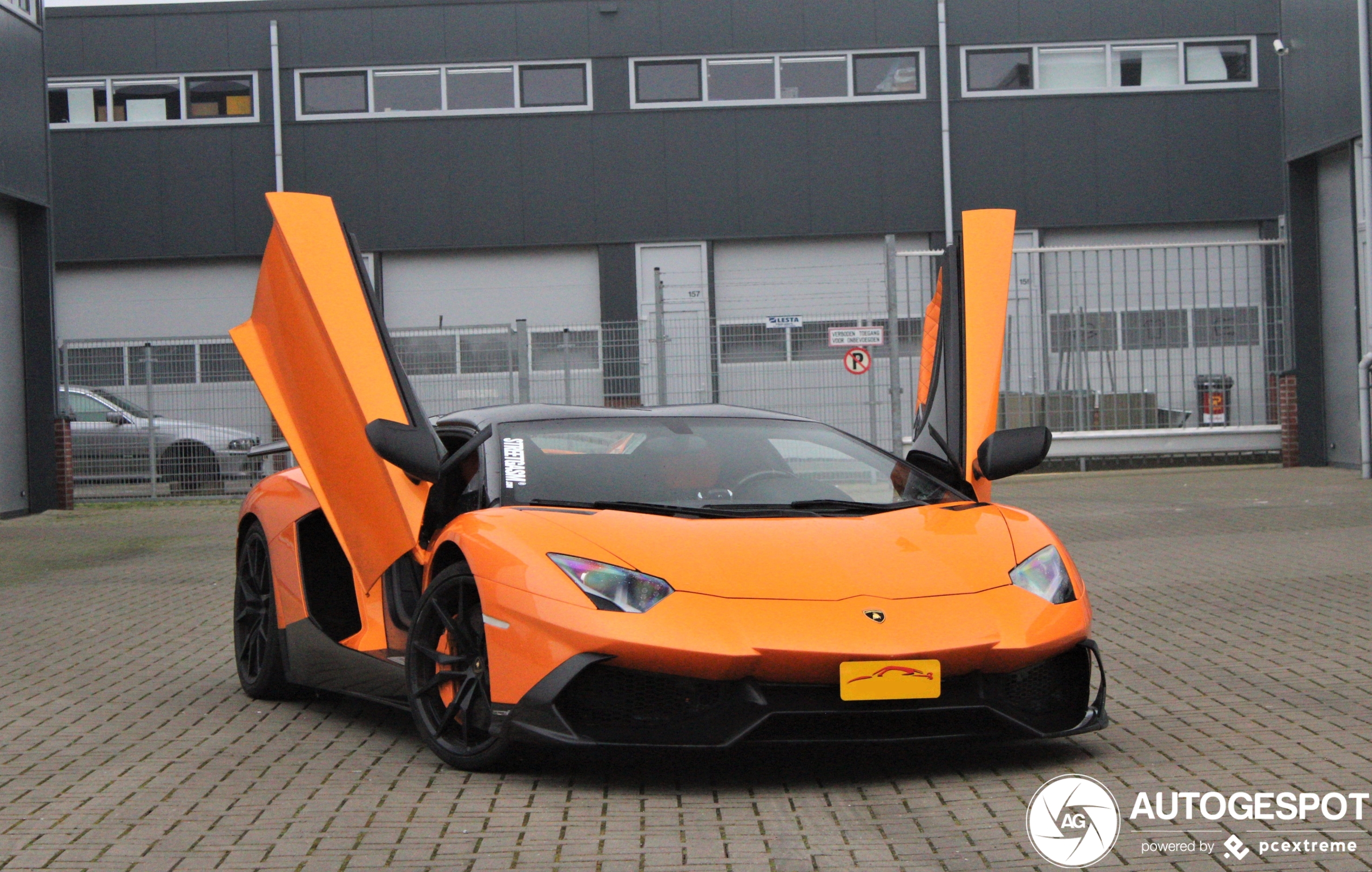 Lamborghini Aventador LP700-4 Roadster