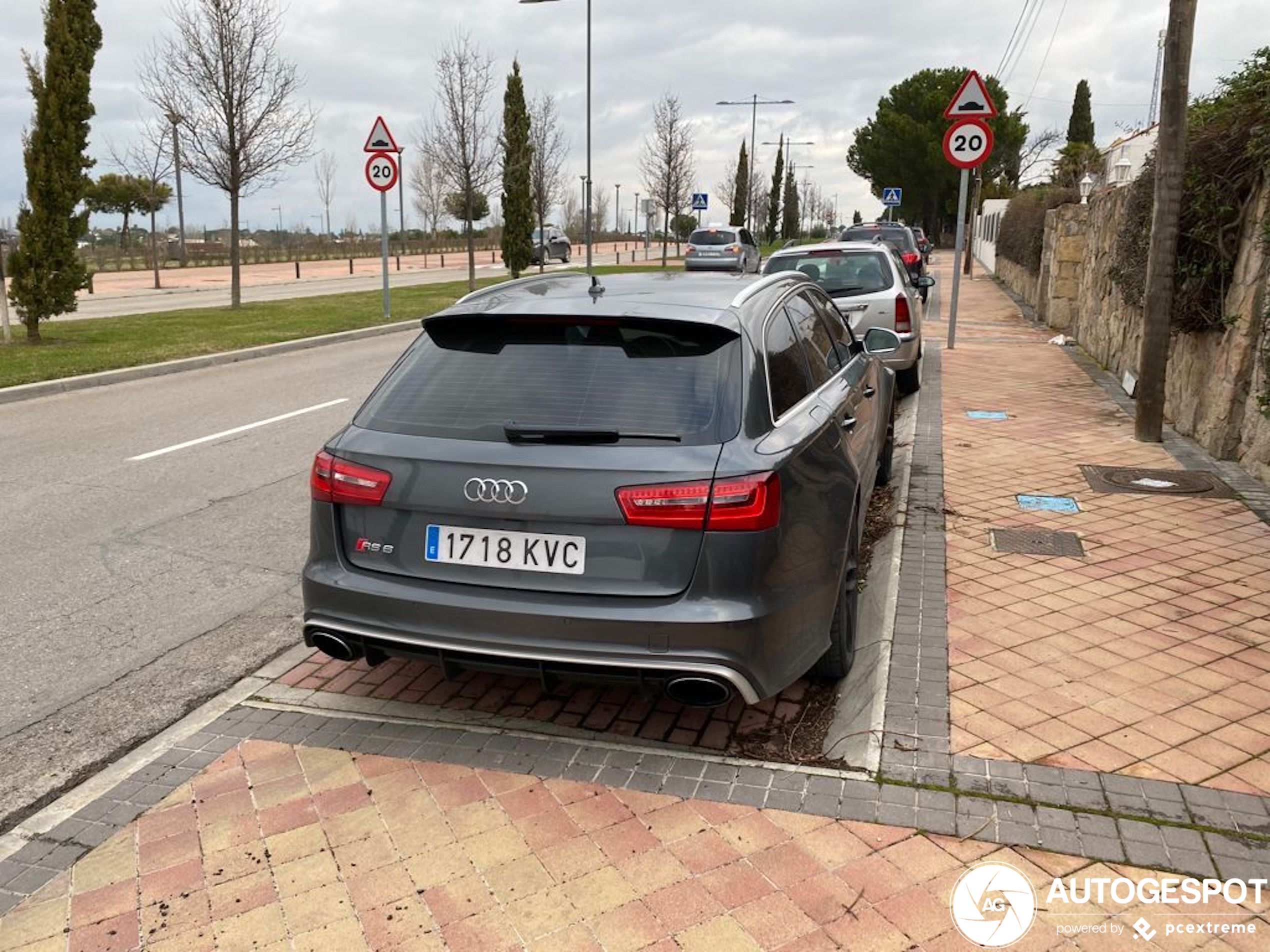 Audi RS6 Avant C7