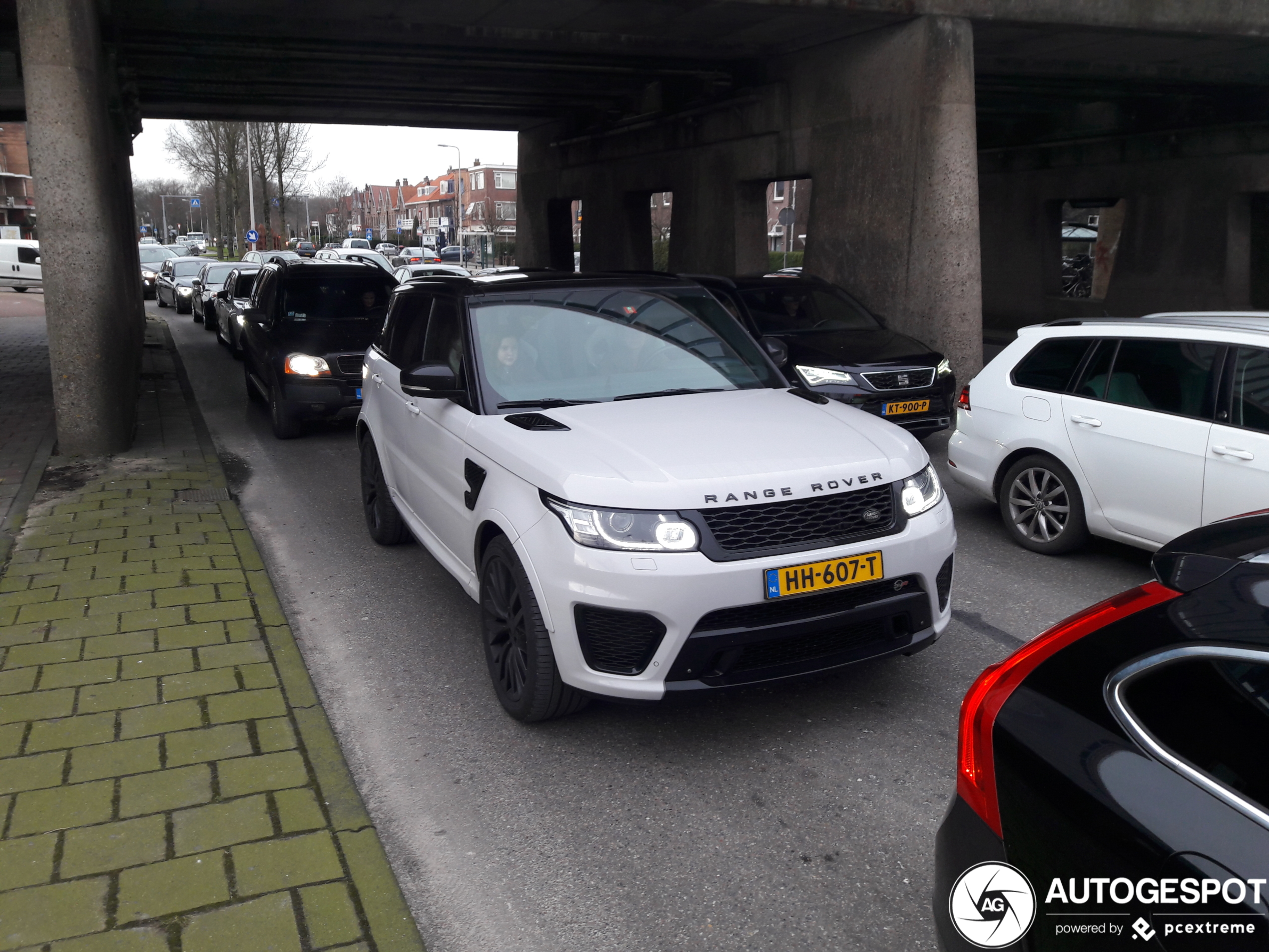 Land Rover Range Rover Sport SVR