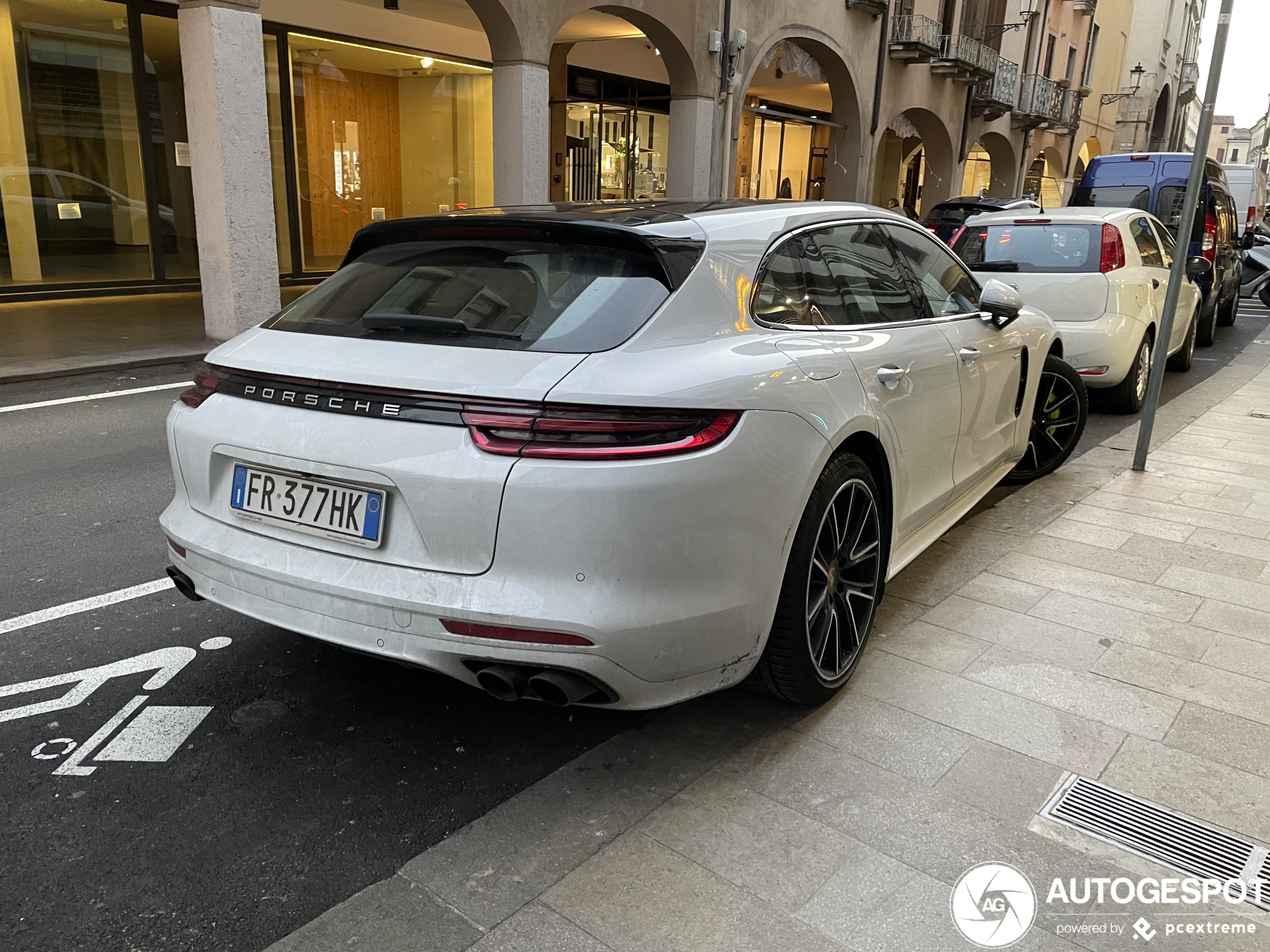 Porsche 971 Panamera Turbo S E-Hybrid Sport Turismo