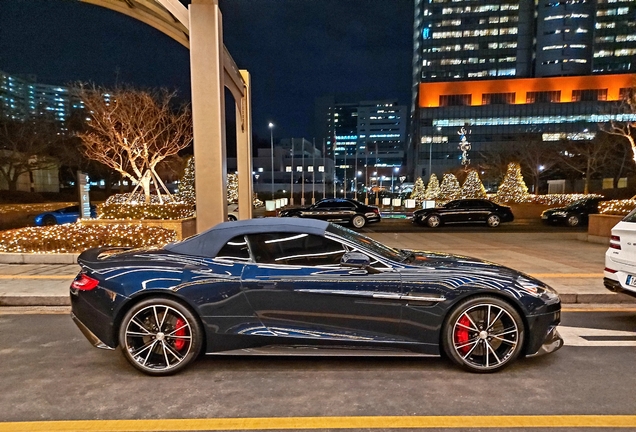 Aston Martin Vanquish Volante