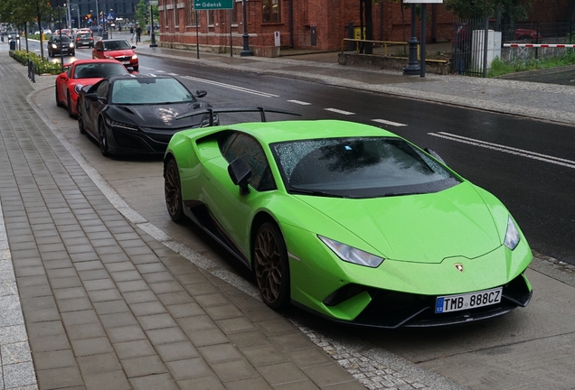 Lamborghini Huracán LP640-4 Performante