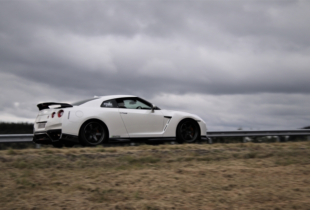 Nissan GT-R 2017