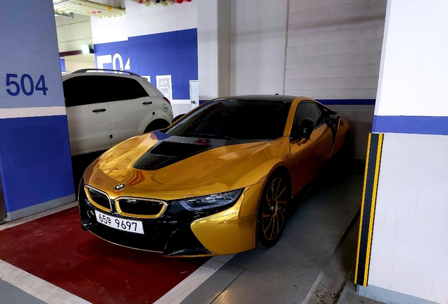 BMW i8