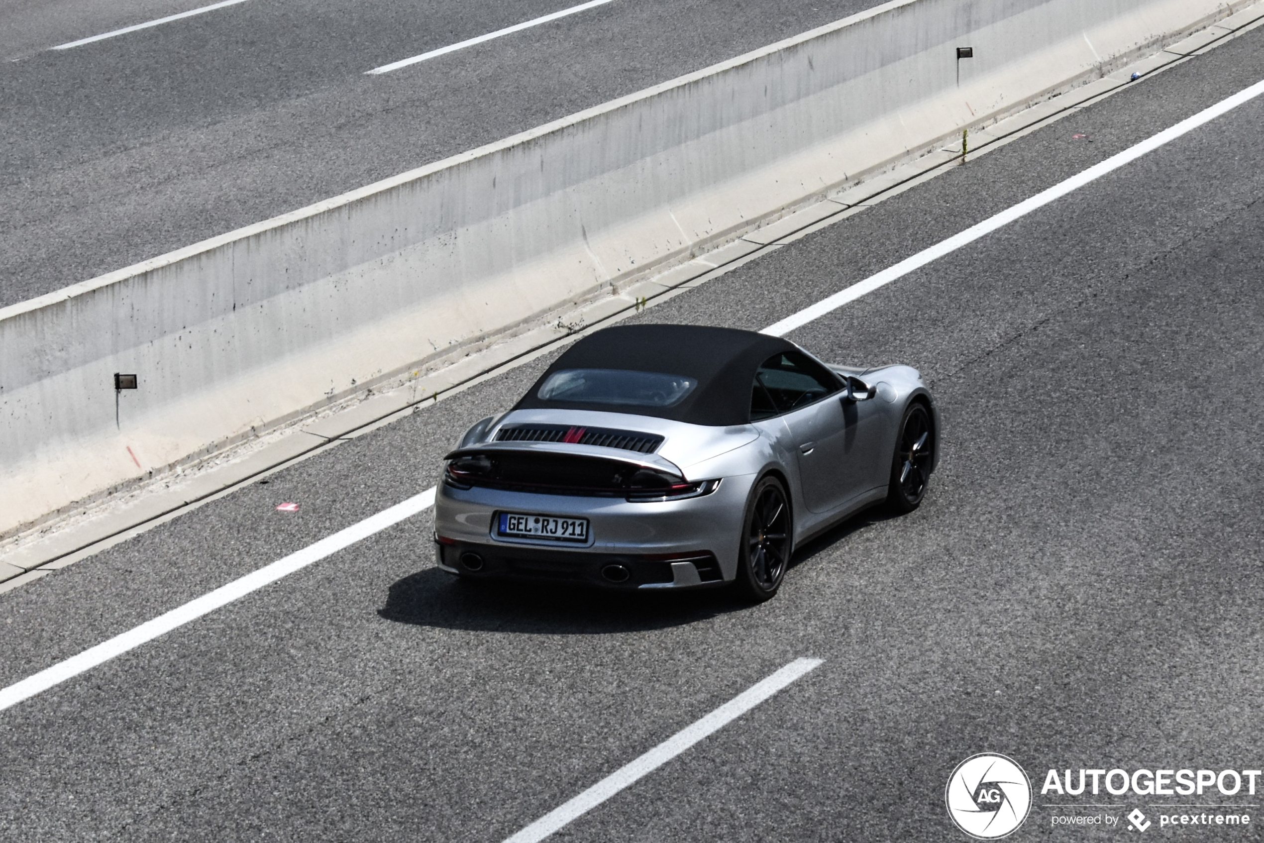 Porsche 992 Carrera 4S Cabriolet