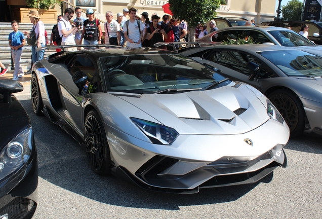 Lamborghini Aventador S LP740-4 Onyx Design