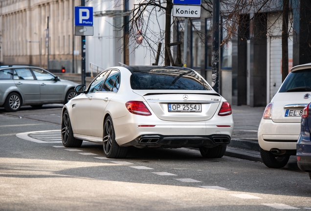 Mercedes-AMG E 63 S W213