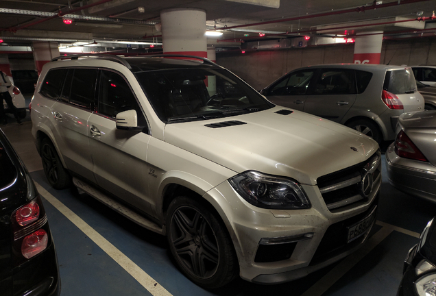 Mercedes-Benz GL 63 AMG X166