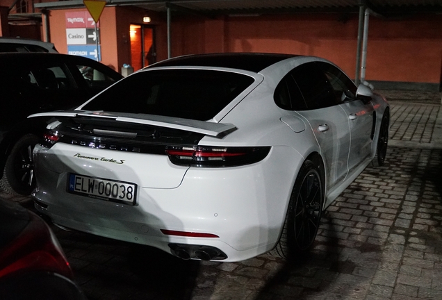 Porsche 971 Panamera Turbo S E-Hybrid