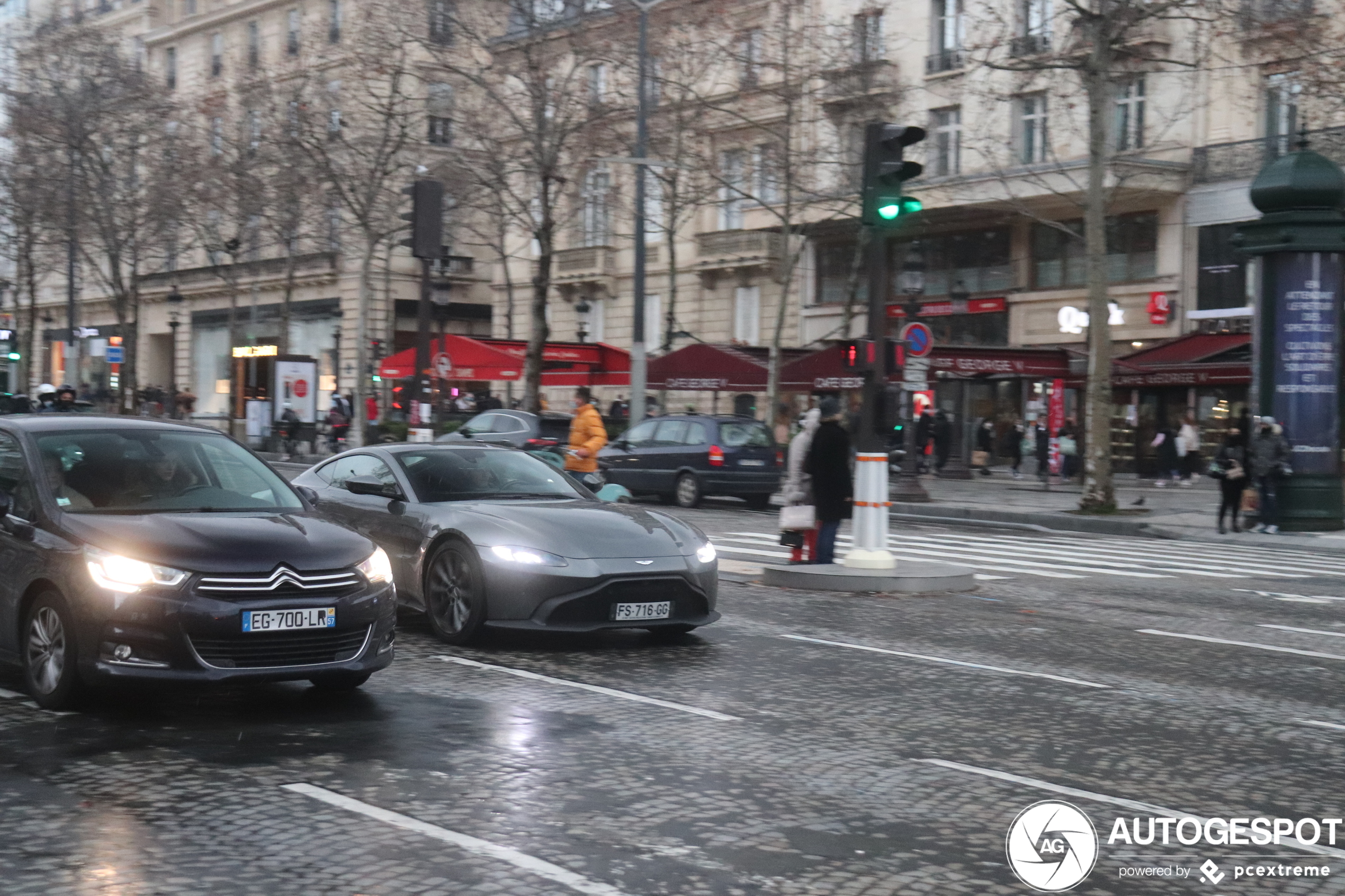 Aston Martin V8 Vantage 2018