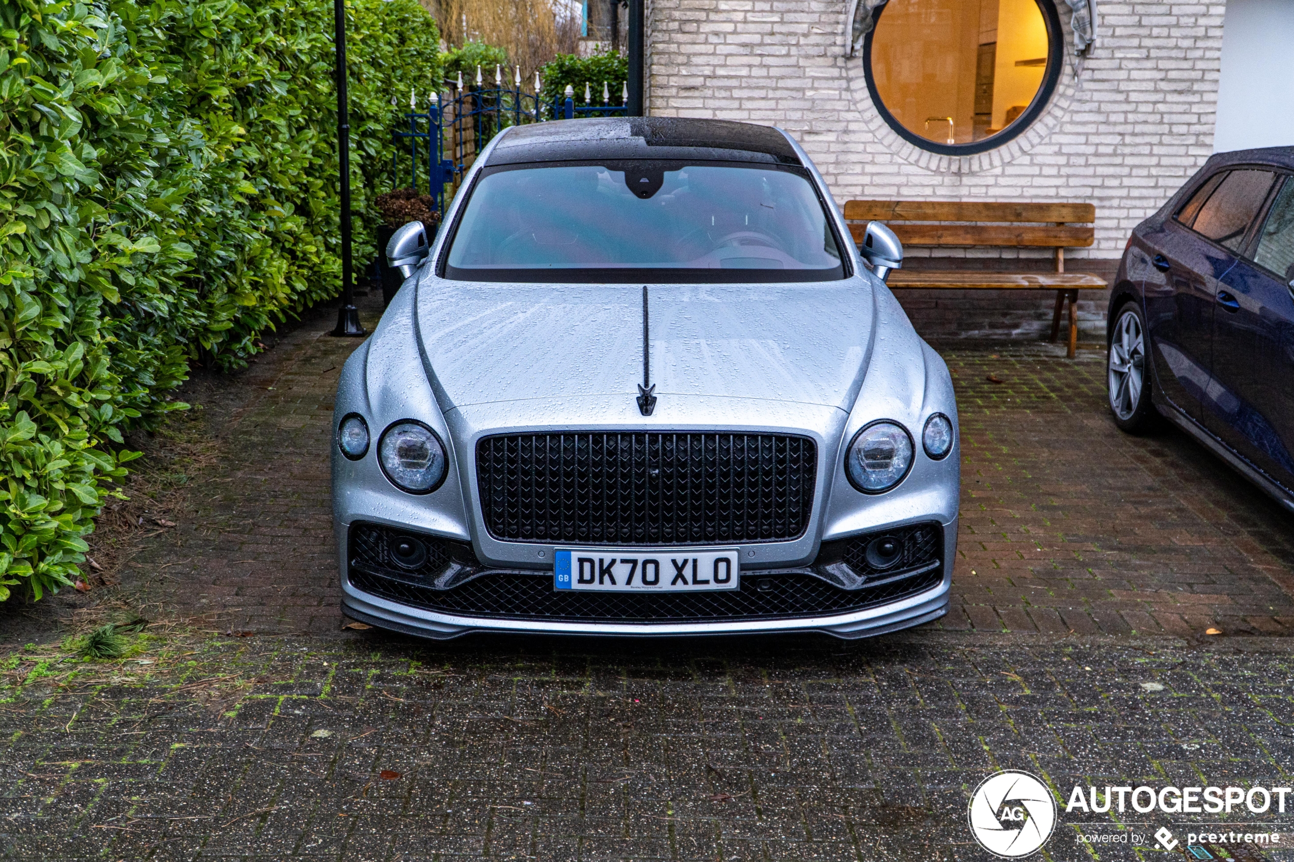 Bentley Flying Spur V8 2021