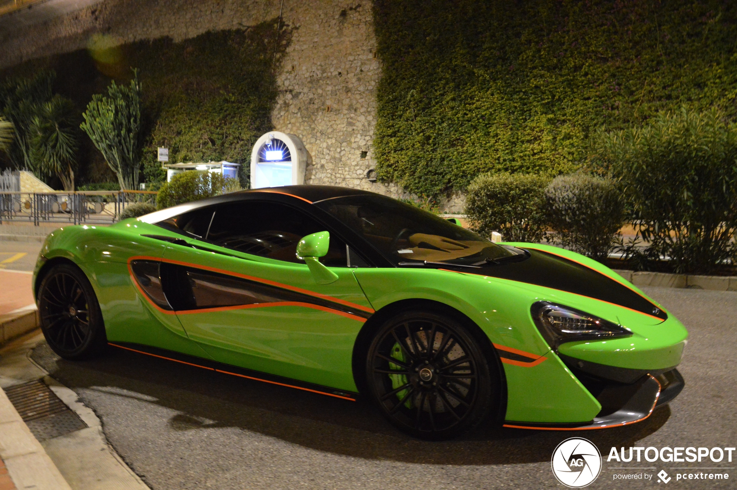 McLaren 570S