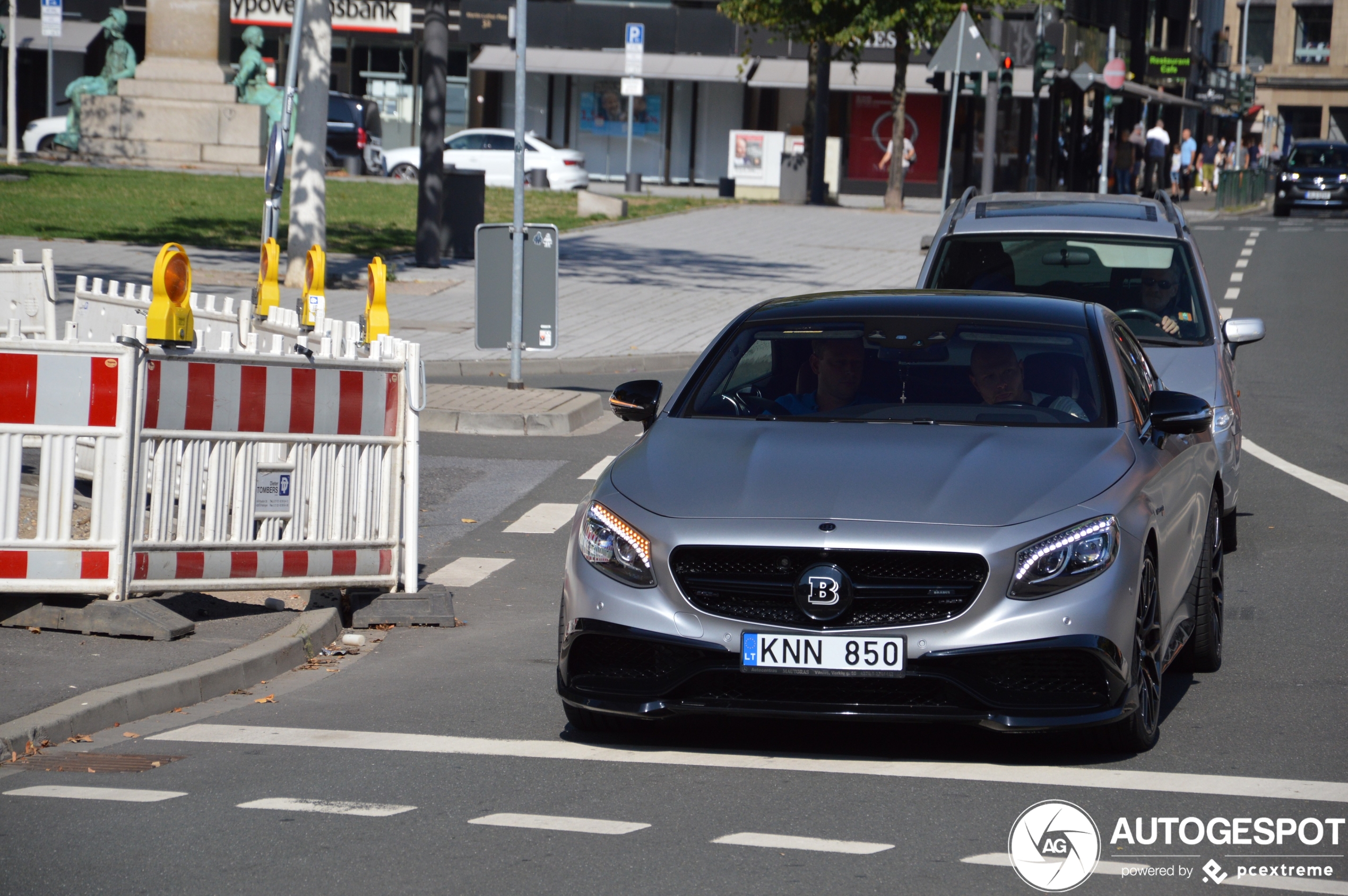 Mercedes-Benz Brabus 850 6.0 Biturbo Coupé C217