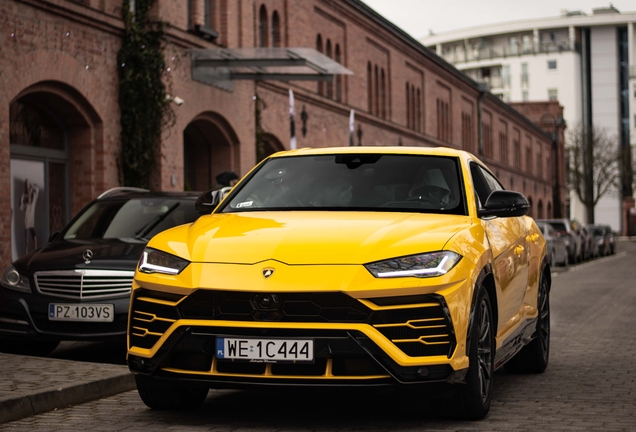 Lamborghini Urus