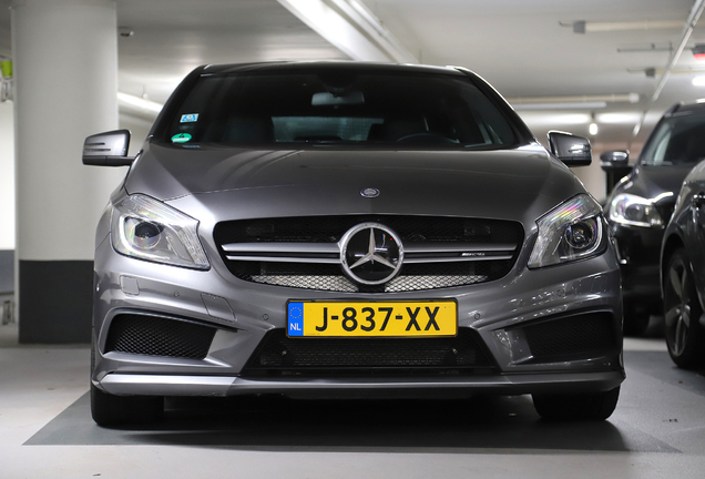 Mercedes-Benz A 45 AMG