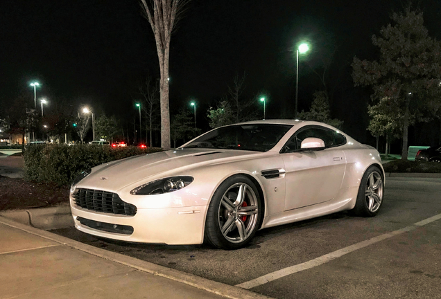 Aston Martin V8 Vantage