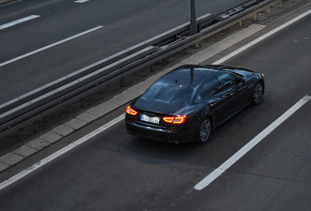 Maserati Quattroporte S 2013