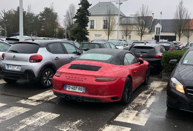 Porsche 991 Carrera 4 GTS Cabriolet MkII