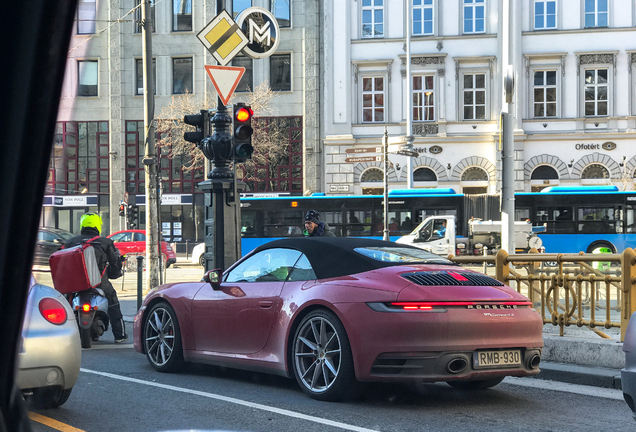 Porsche 992 Carrera 4S Cabriolet