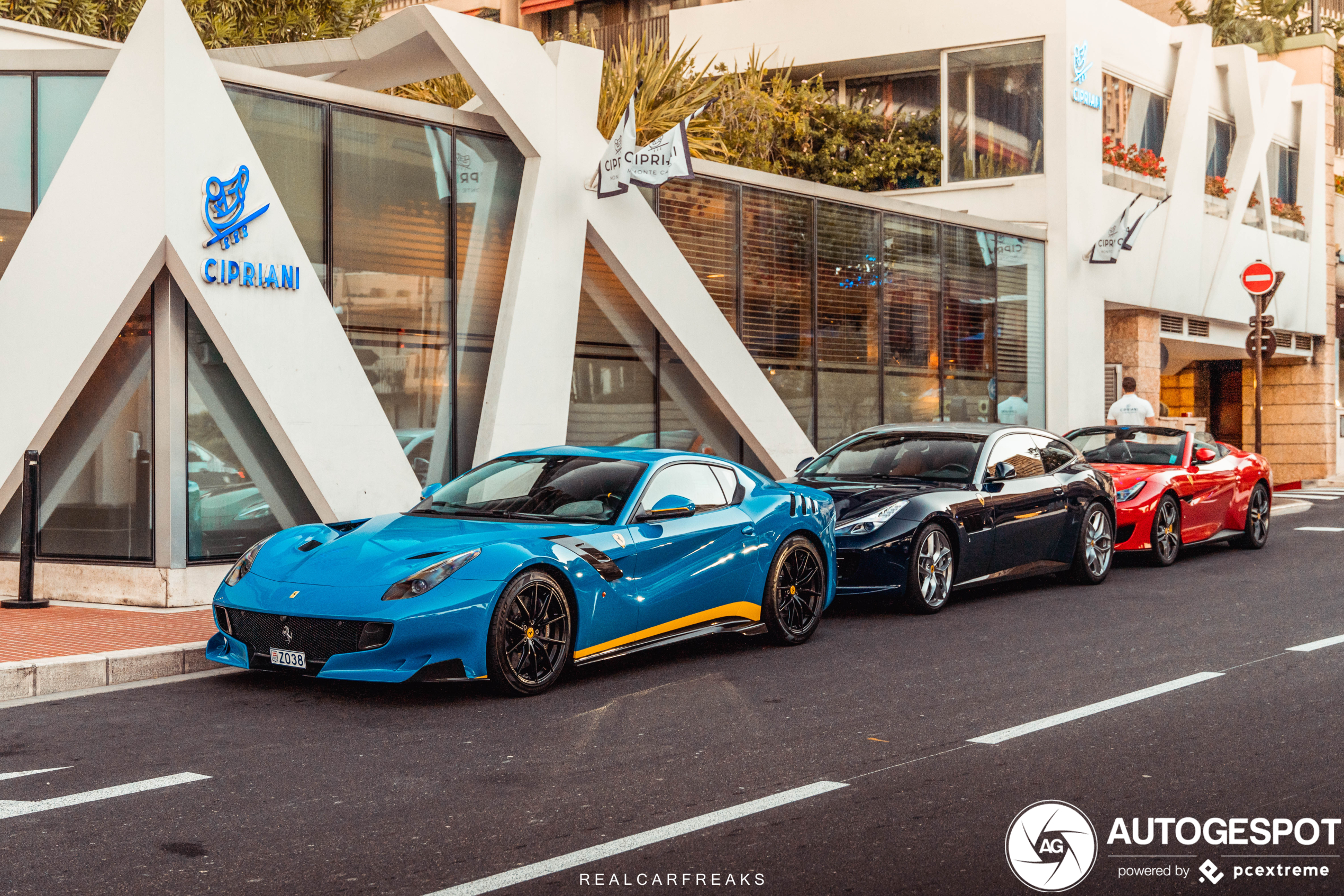 Combo: Ferrari F12tdf is de leider van deze combo