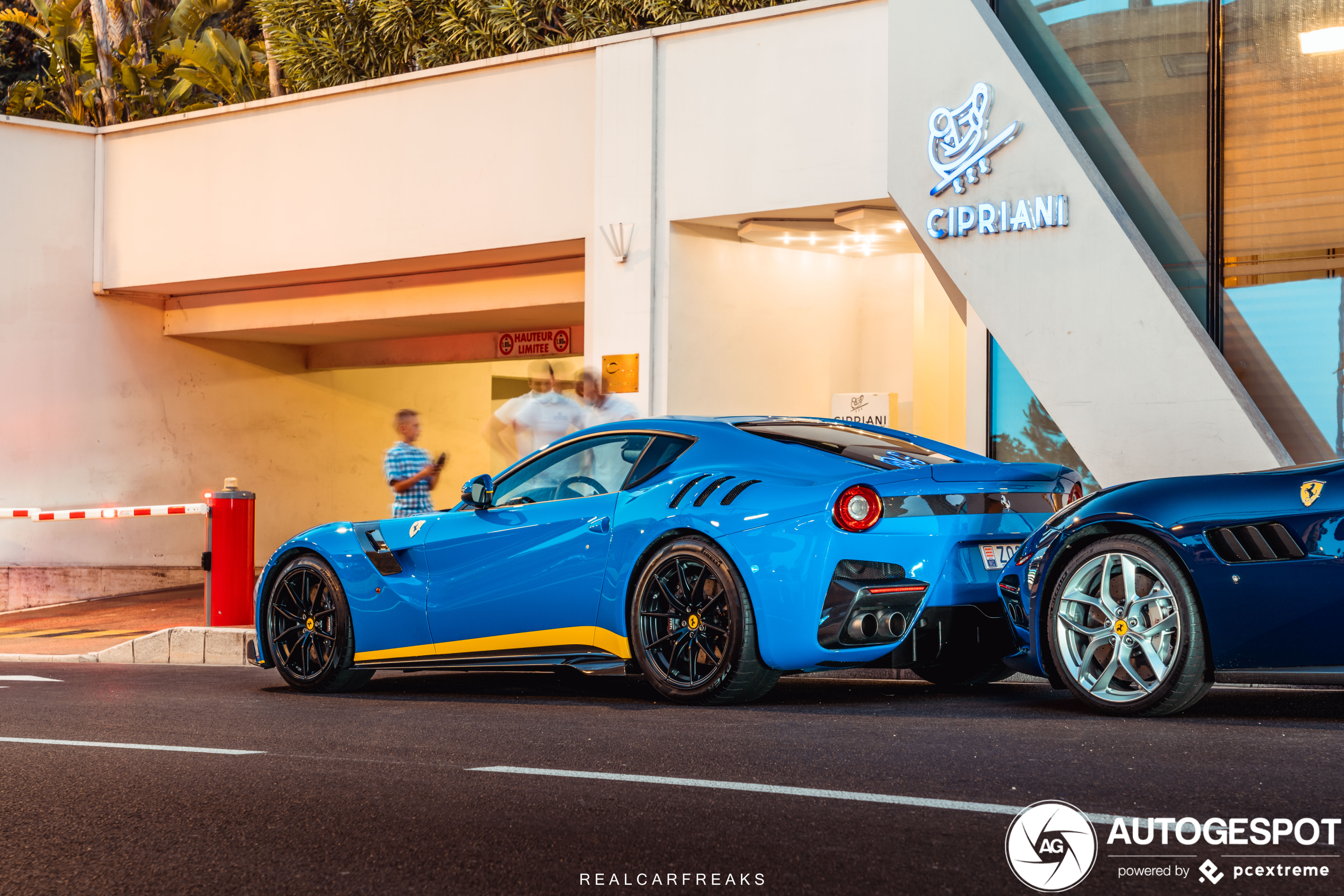 Combo: Ferrari F12tdf is de leider van deze combo