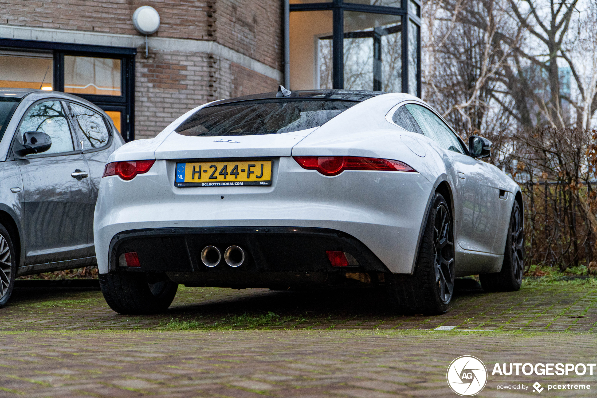 Jaguar F-TYPE S Coupé