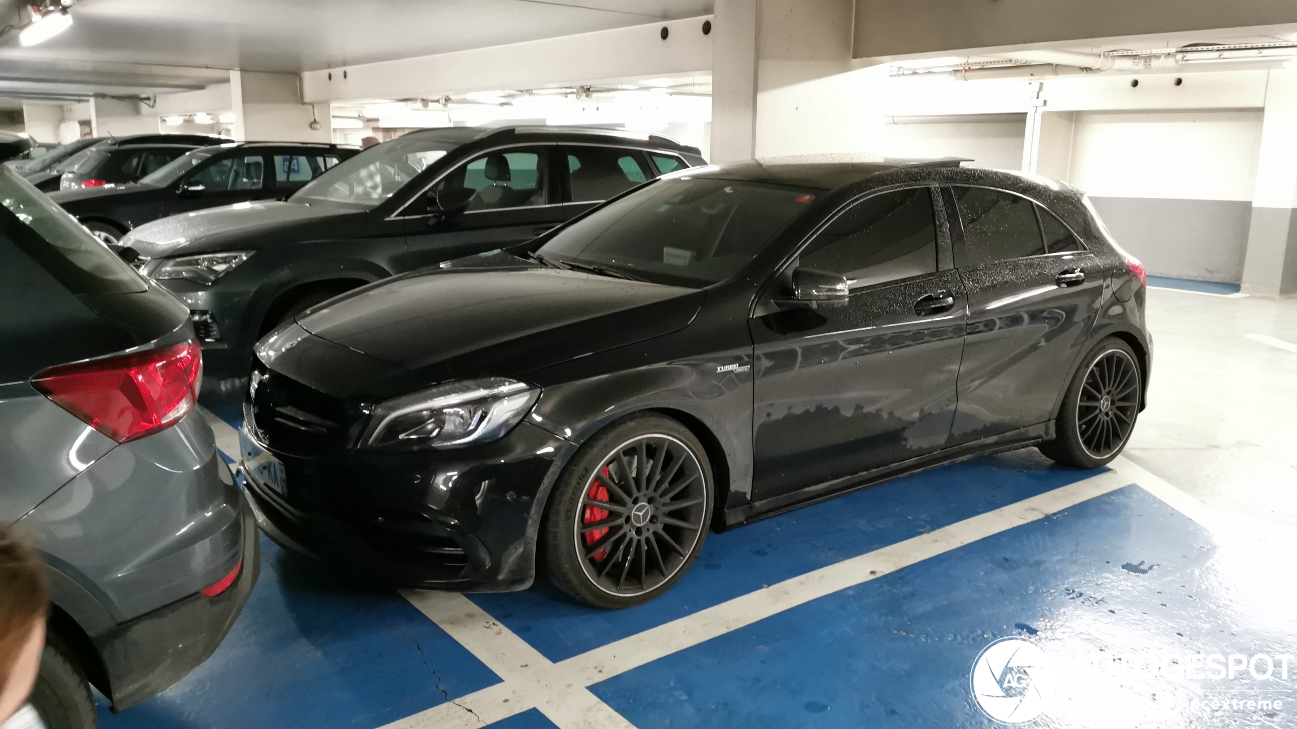 Mercedes-AMG A 45 W176 2015