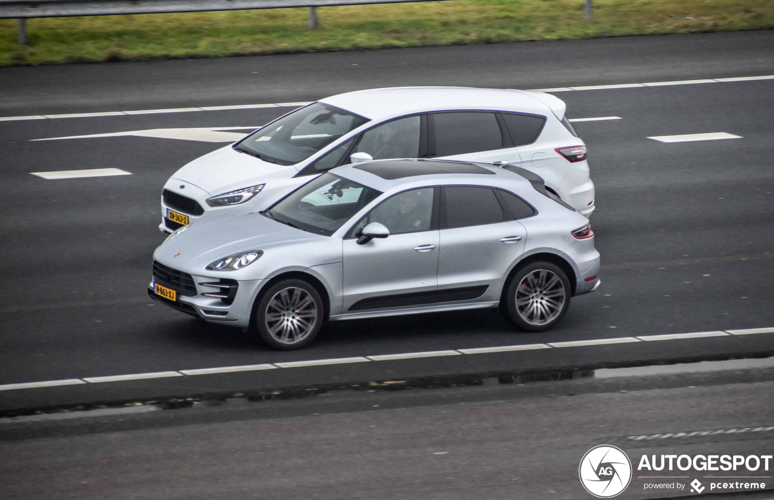 Porsche 95B Macan Turbo