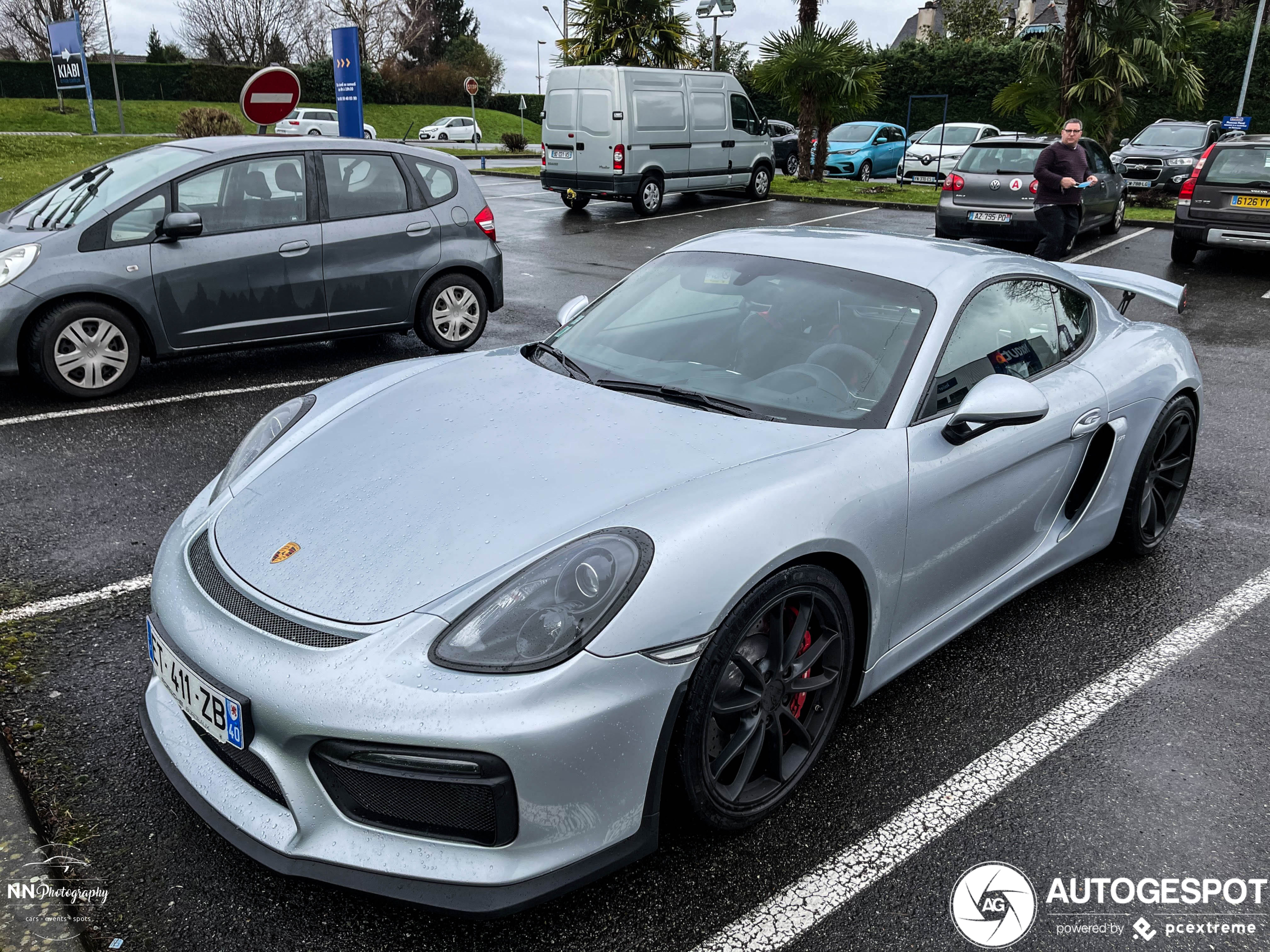 Porsche 981 Cayman GT4