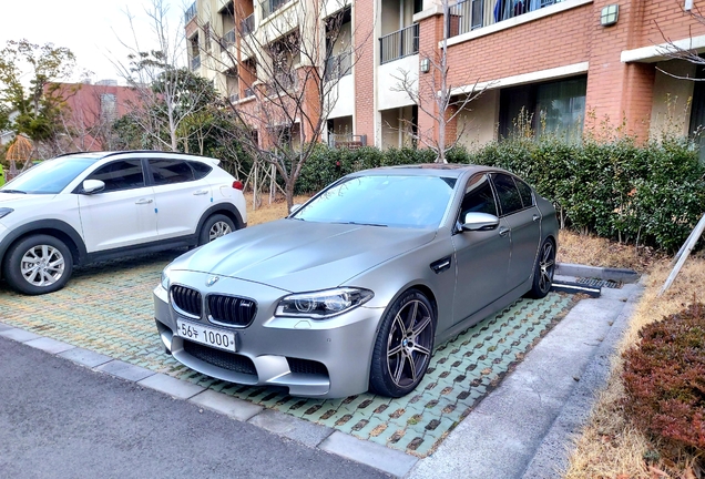 BMW M5 F10 30 Jahre Edition