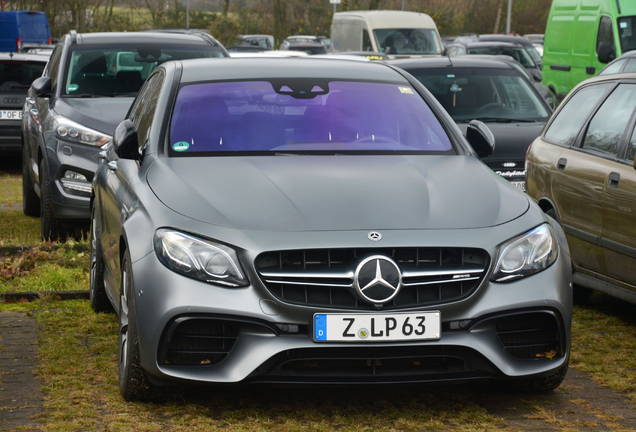 Mercedes-AMG E 63 S W213