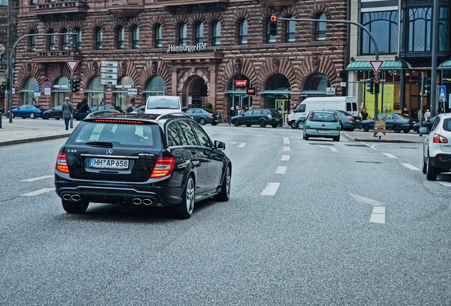 Mercedes-Benz C 63 AMG Estate 2012