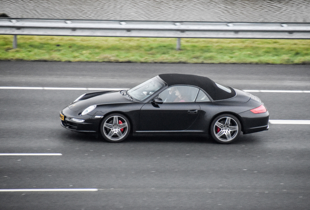 Porsche 997 Carrera 4S Cabriolet MkI