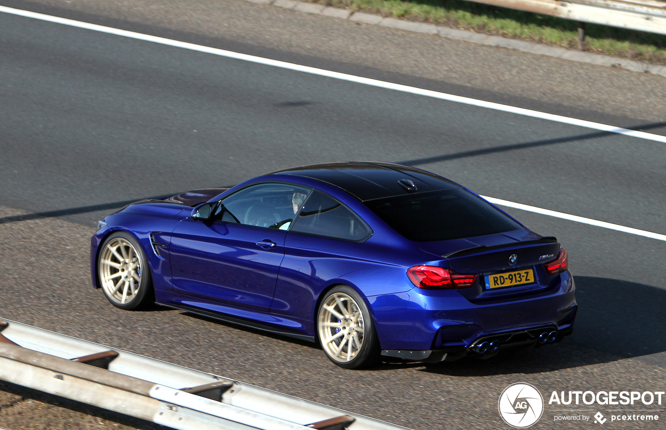 BMW M4 F82 CS