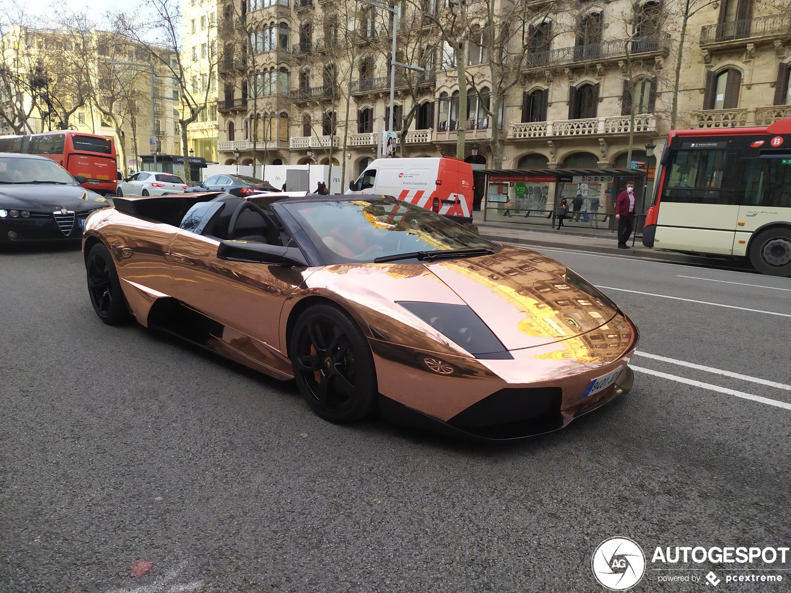 Lamborghini Murciélago LP640 Roadster rijdt er lekker bij