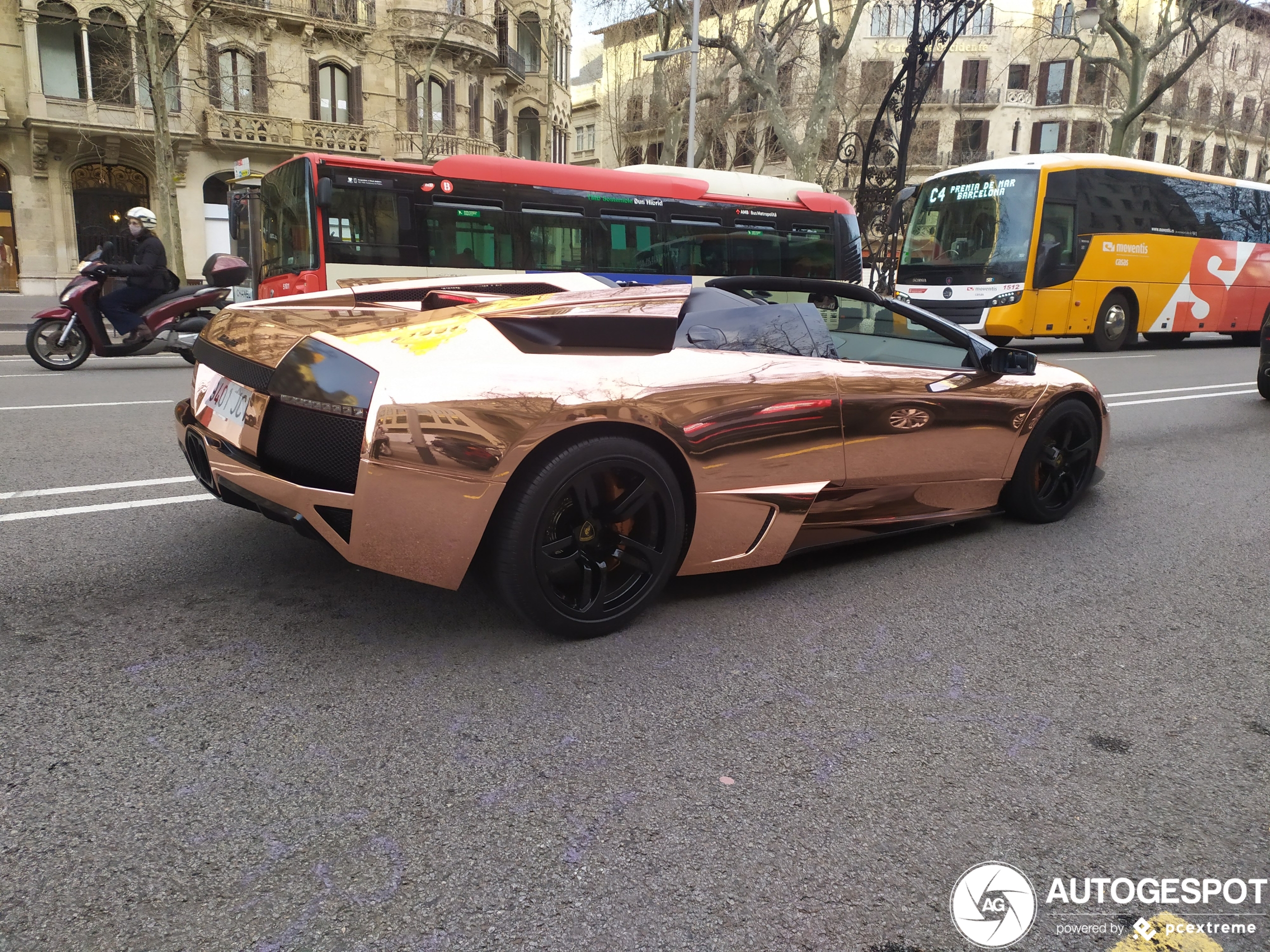 Lamborghini Murciélago LP640 Roadster rijdt er lekker bij