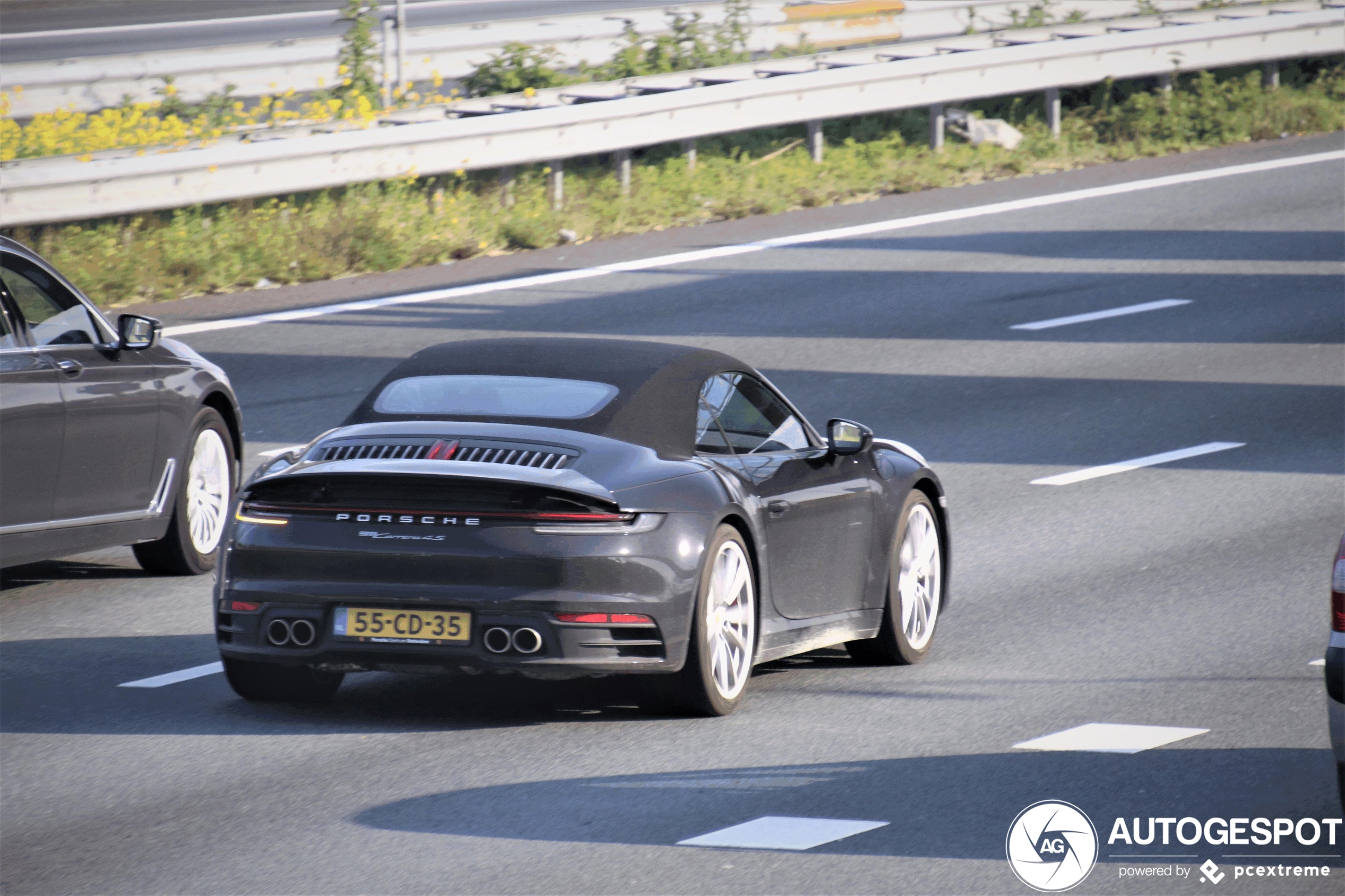 Porsche 992 Carrera 4S Cabriolet